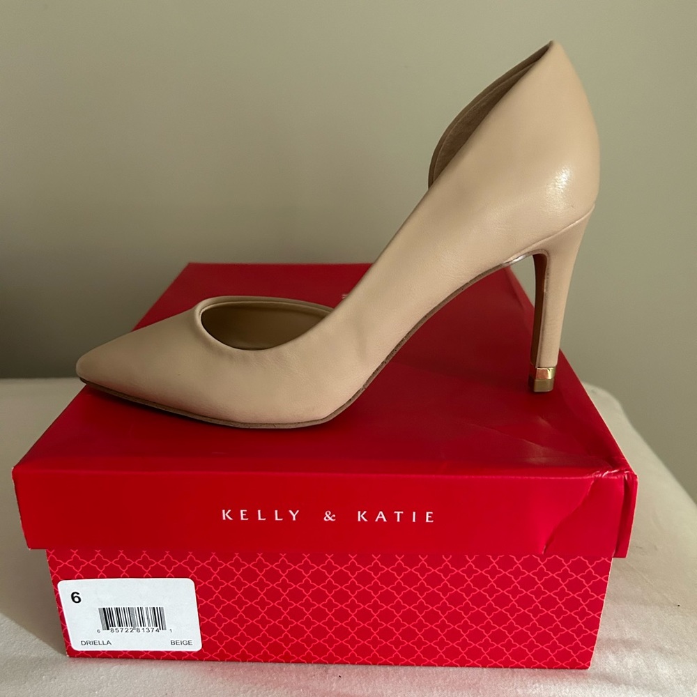Kelly & Katie nude heels